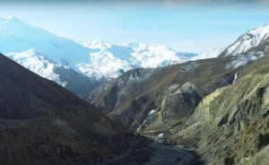 mountains in nar phu valley